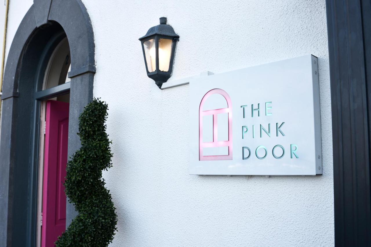 לינה וארוחת בוקר The Pink Door ווסטפורט מראה חיצוני תמונה